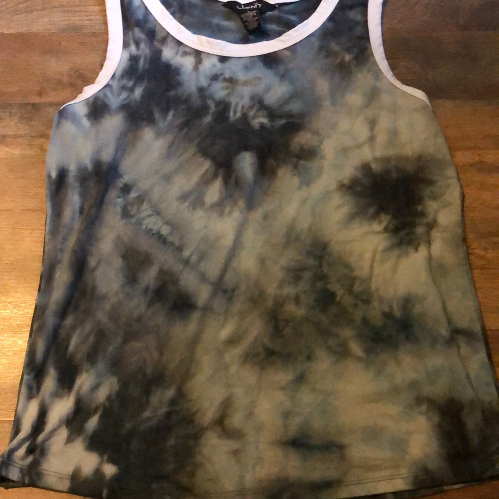 I am selling a justify tank top